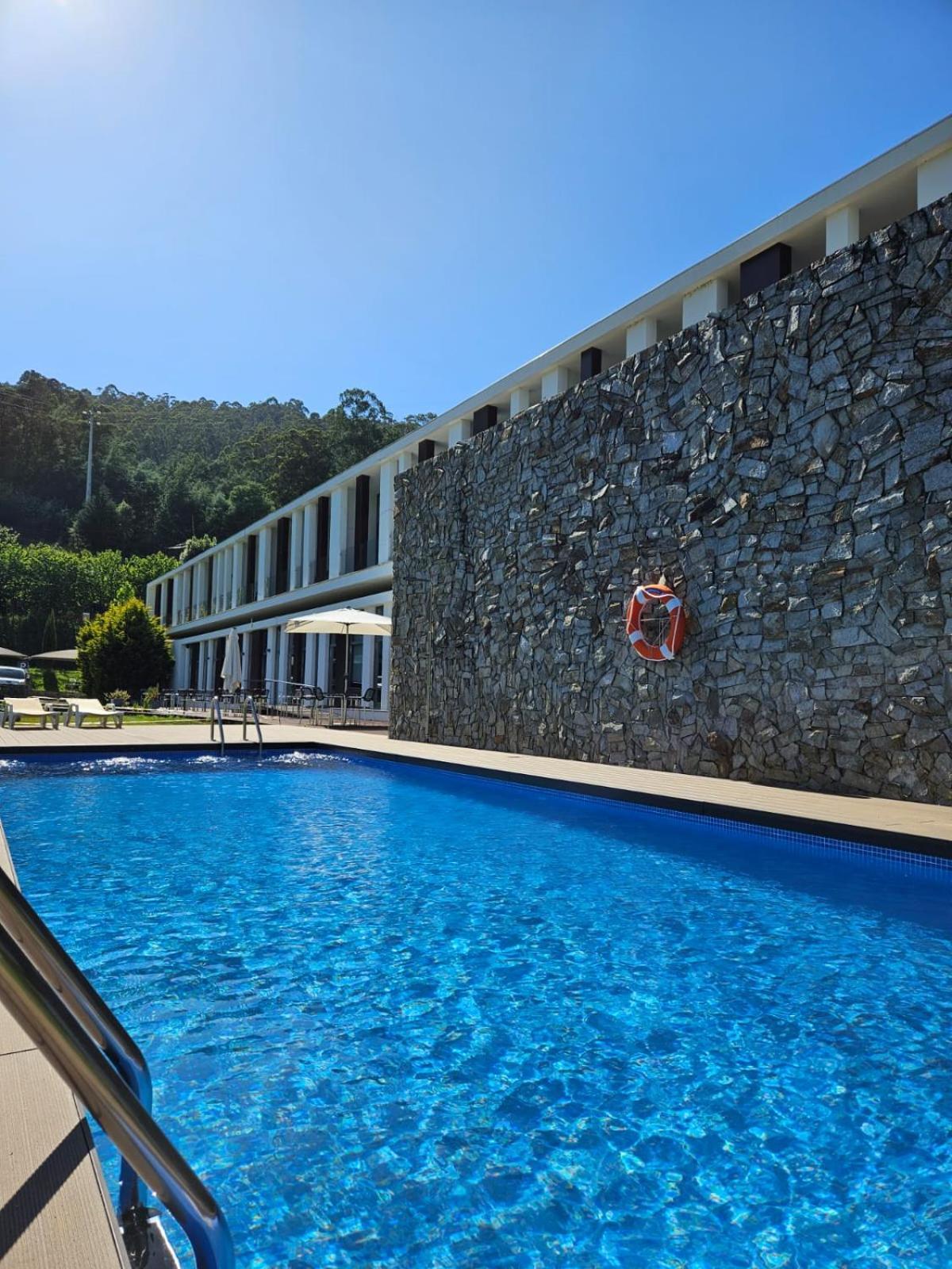 Hotel Parque Serra Da Lousa Miranda do Corvo Exteriör bild